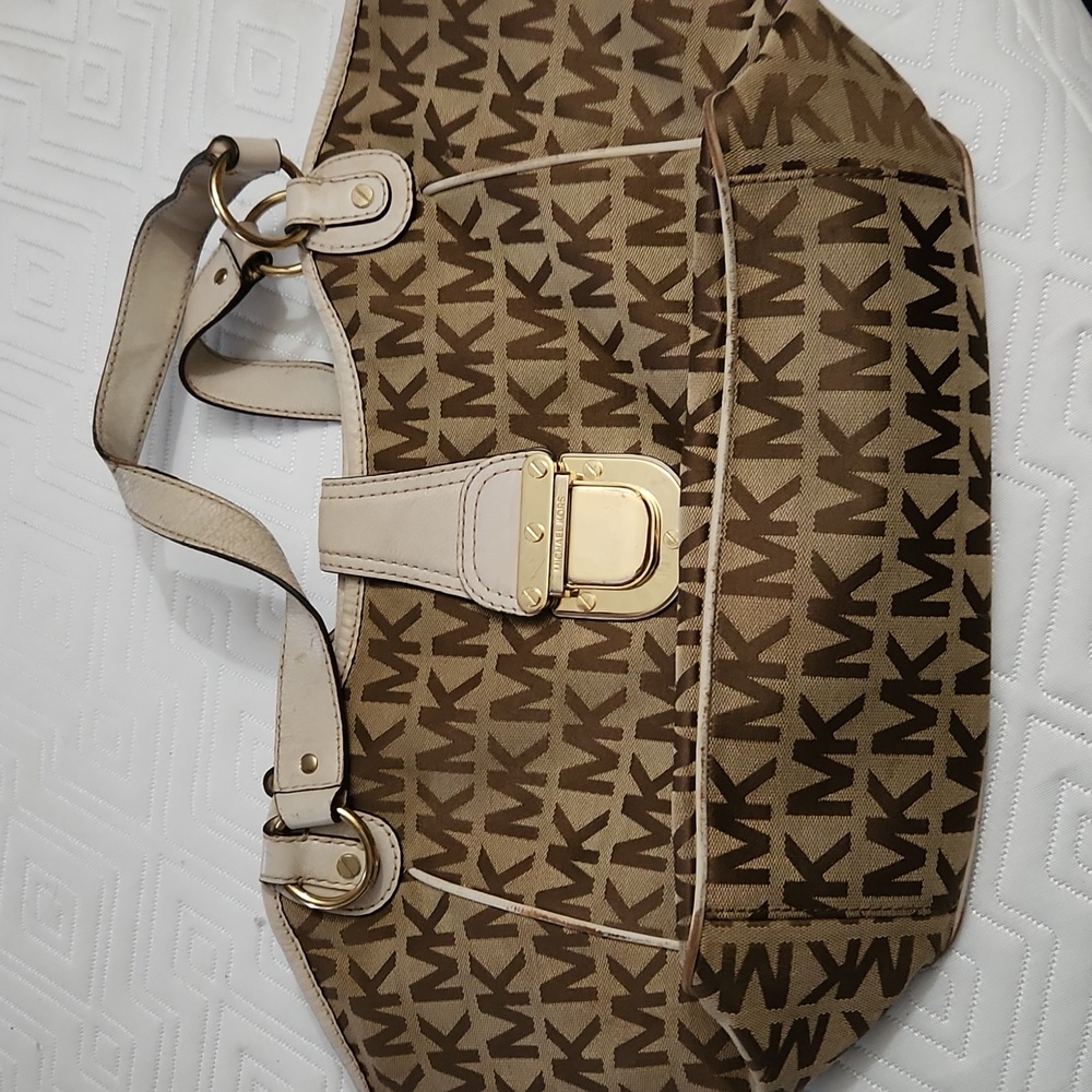 Michael kors purse